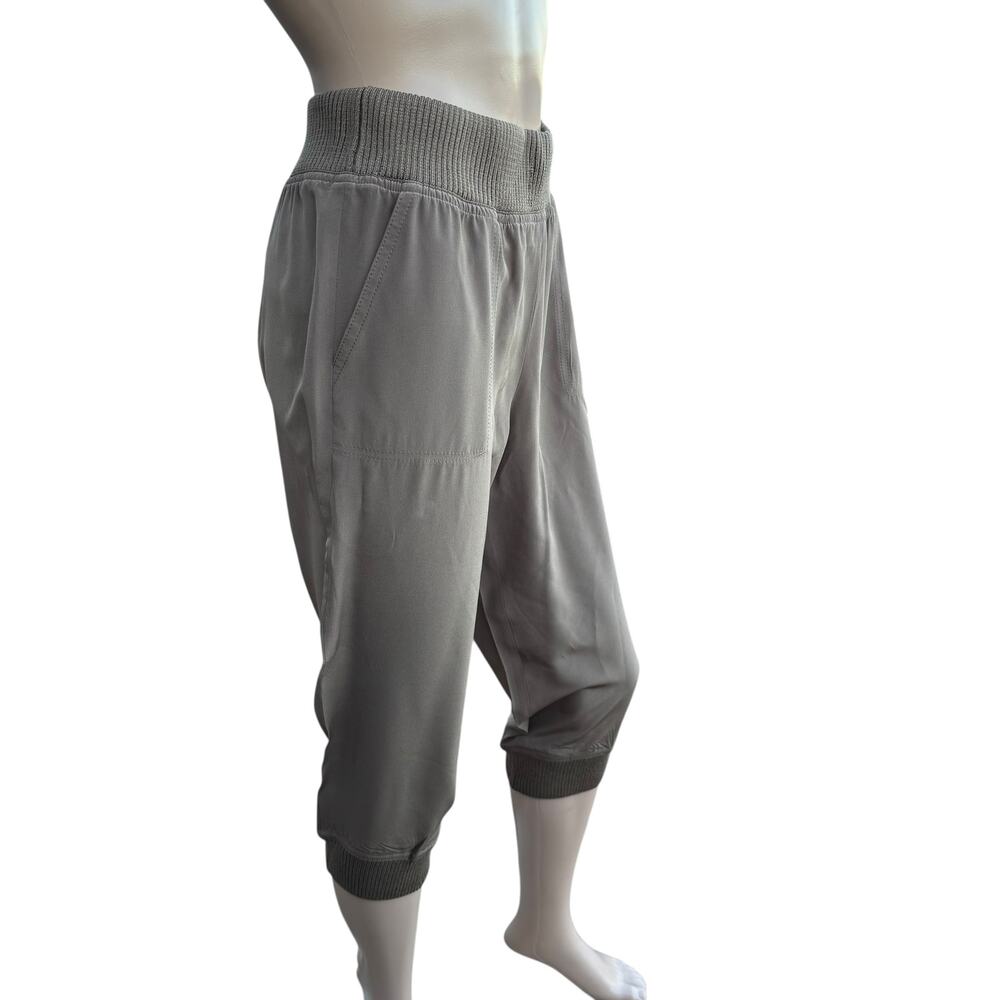 ST. JOHN Pre-Fall 2012 Brown Knit Capri Jogger Pants Ribbed Waist Pockets Small